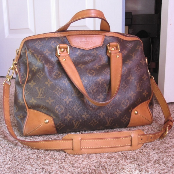 Louis Vuitton Handbags - SOLD! TRADED for a MM Neverfull!